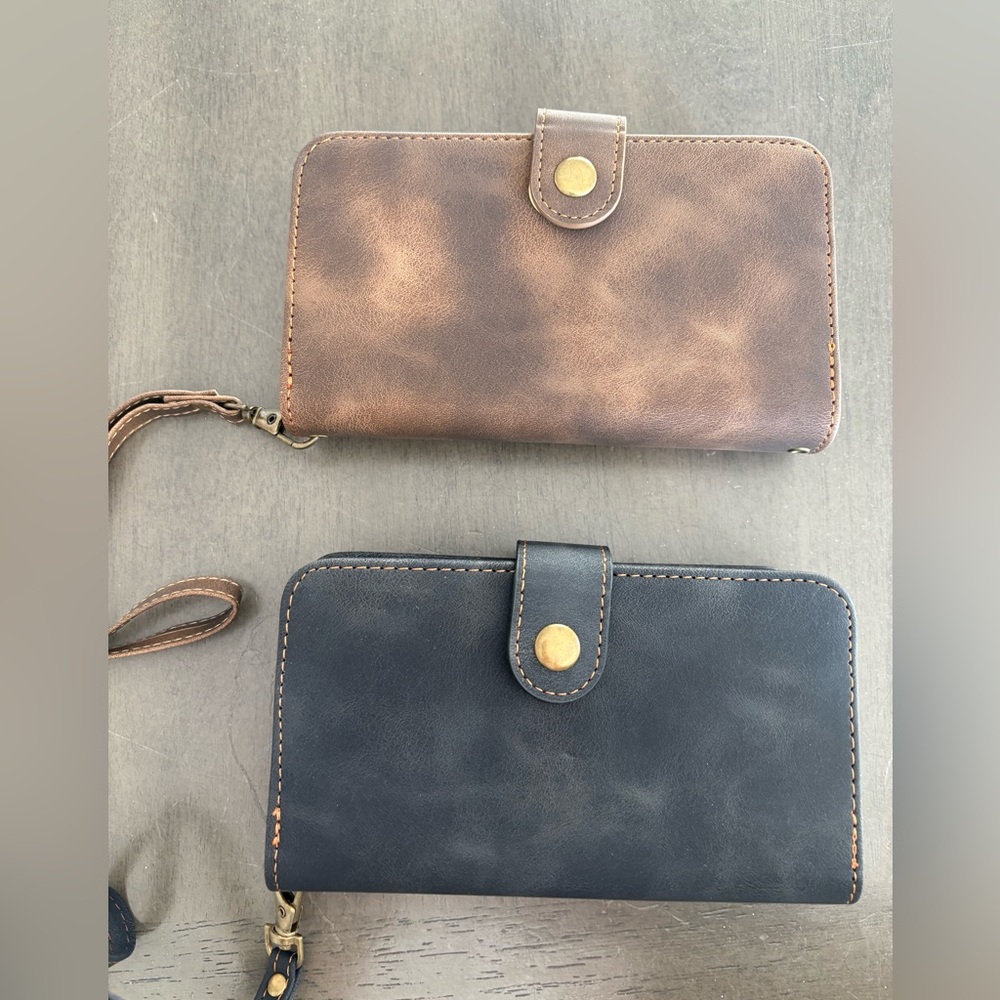 New- IPhone 15 pro wallet/phone case, faux leather brown or black